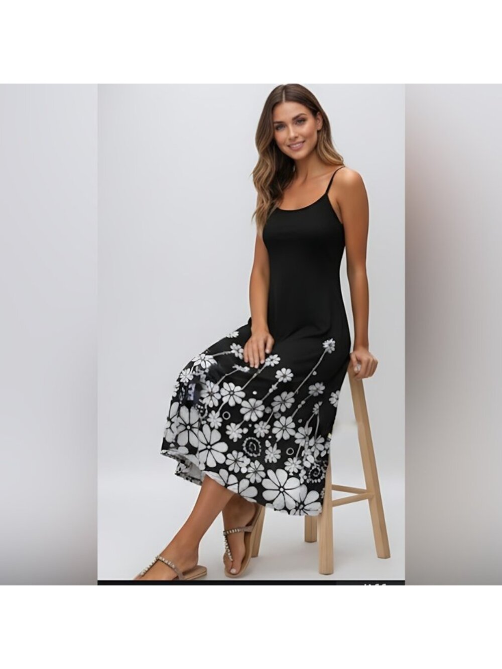 Black/White Floral Print Cami Dress - Picture 2 of 10